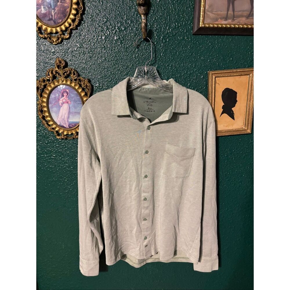 Fabletics Men’s Green Long Sleeve Button Up Performance Shirt Sz Small